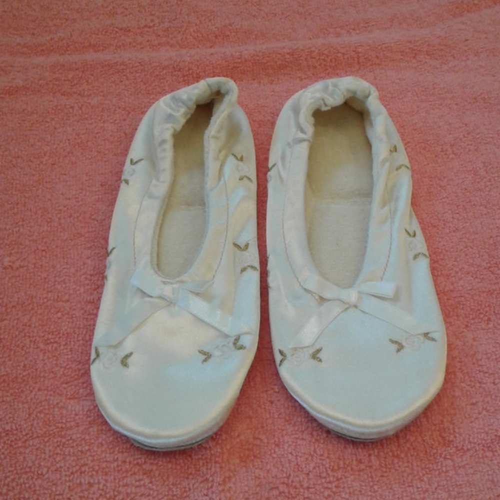 Off white slippers
